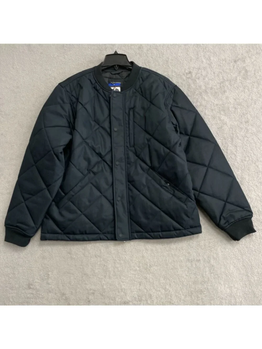 Banana Republic Men's Quilted Bomber Jacket L Black Polyester Button front N1409
